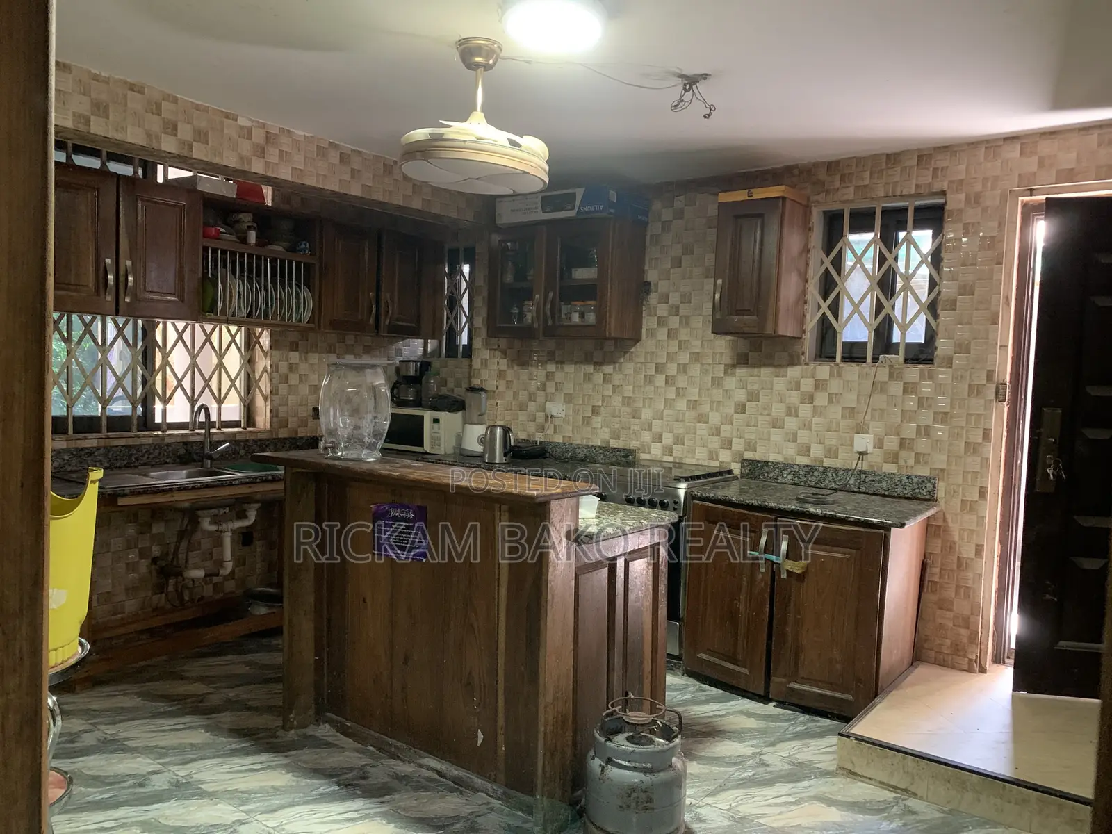 3bdrm House in Haatso for sale