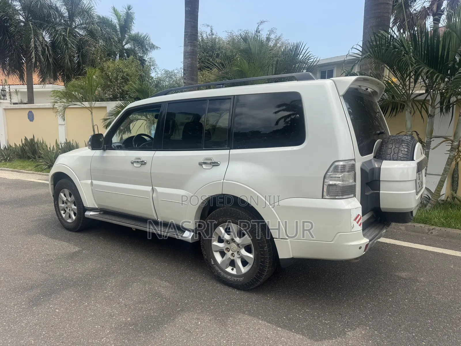 Mitsubishi Pajero V80 3.5 V6 GL/GLS 2016 White
