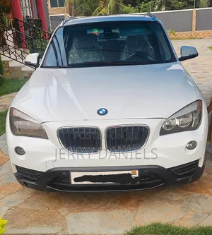 BMW X1 sDrive28i 4dr SUV (2.0L 4cyl Turbo 8A) 2014 White
