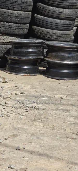 15 Rim ,6 Holes