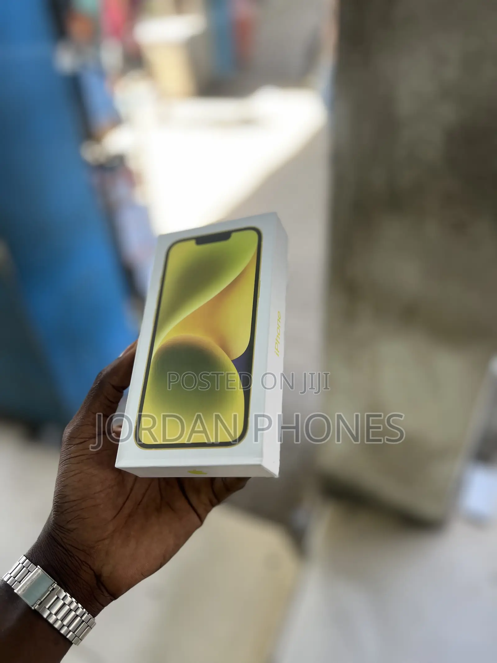 New Apple iPhone 14 128 GB Yellow