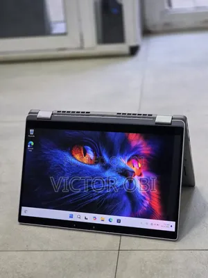 Laptop Dell Latitude 5320 2-in-1 16GB Intel Core i7 SSD 512GB