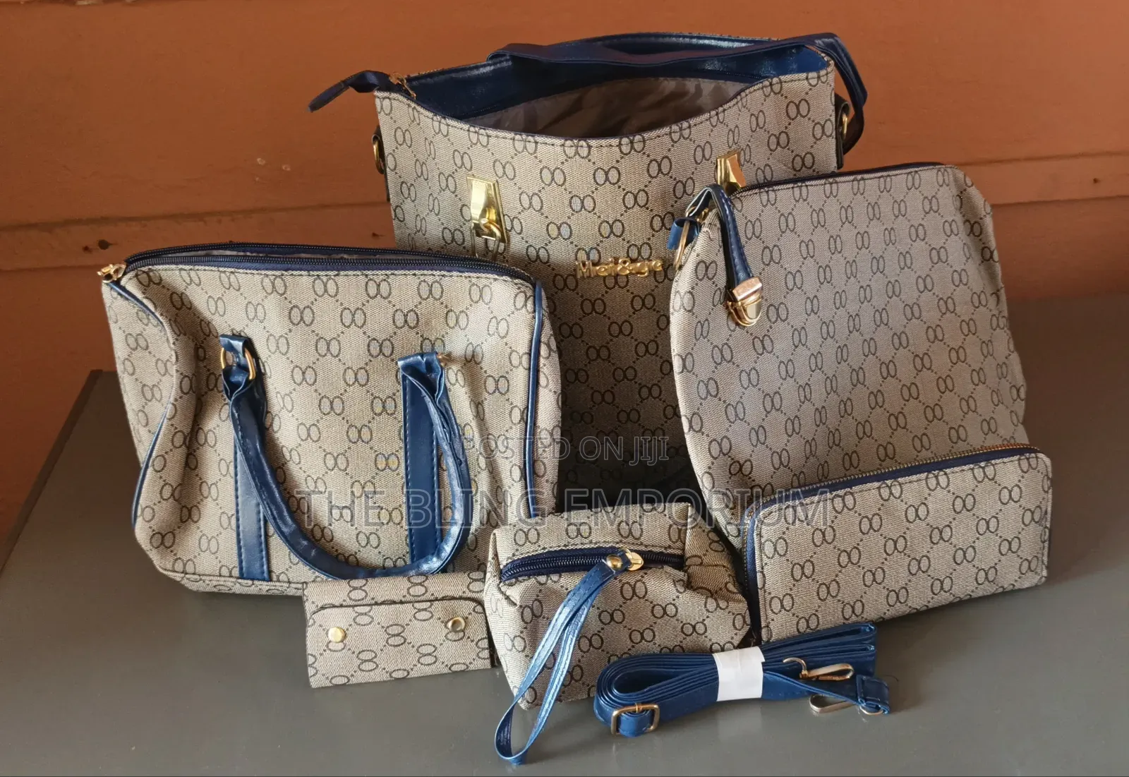 6 in 1 Ladies Handbag, in 3 Different Colours