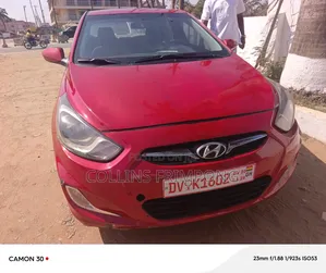Hyundai Accent SE 2012 Red