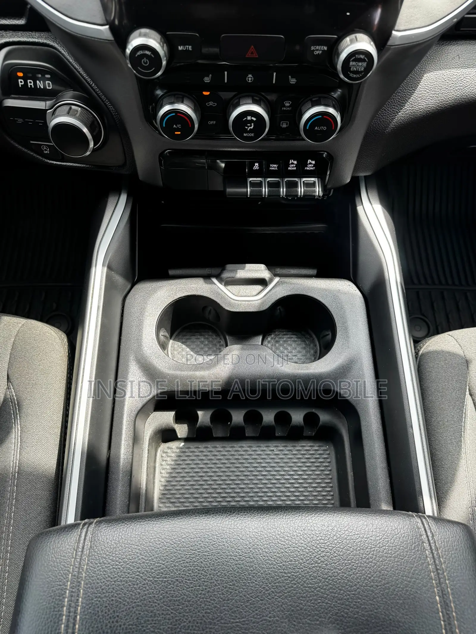 RAM Promaster 2500 2022 Gray
