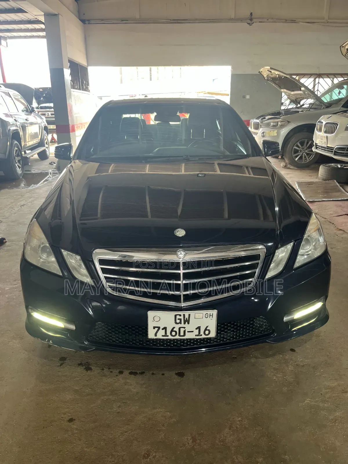 Mercedes-Benz E350 Base BlueTec Sedan (3.0L 6cyl 7A) 2011 Blue