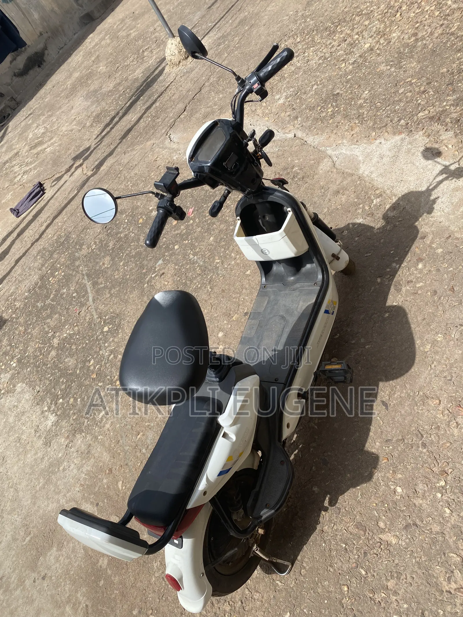 Motorcycle 2023 White