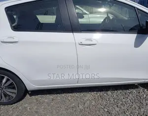 Toyota Yaris 2016 White