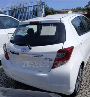 Toyota Yaris 2016 White