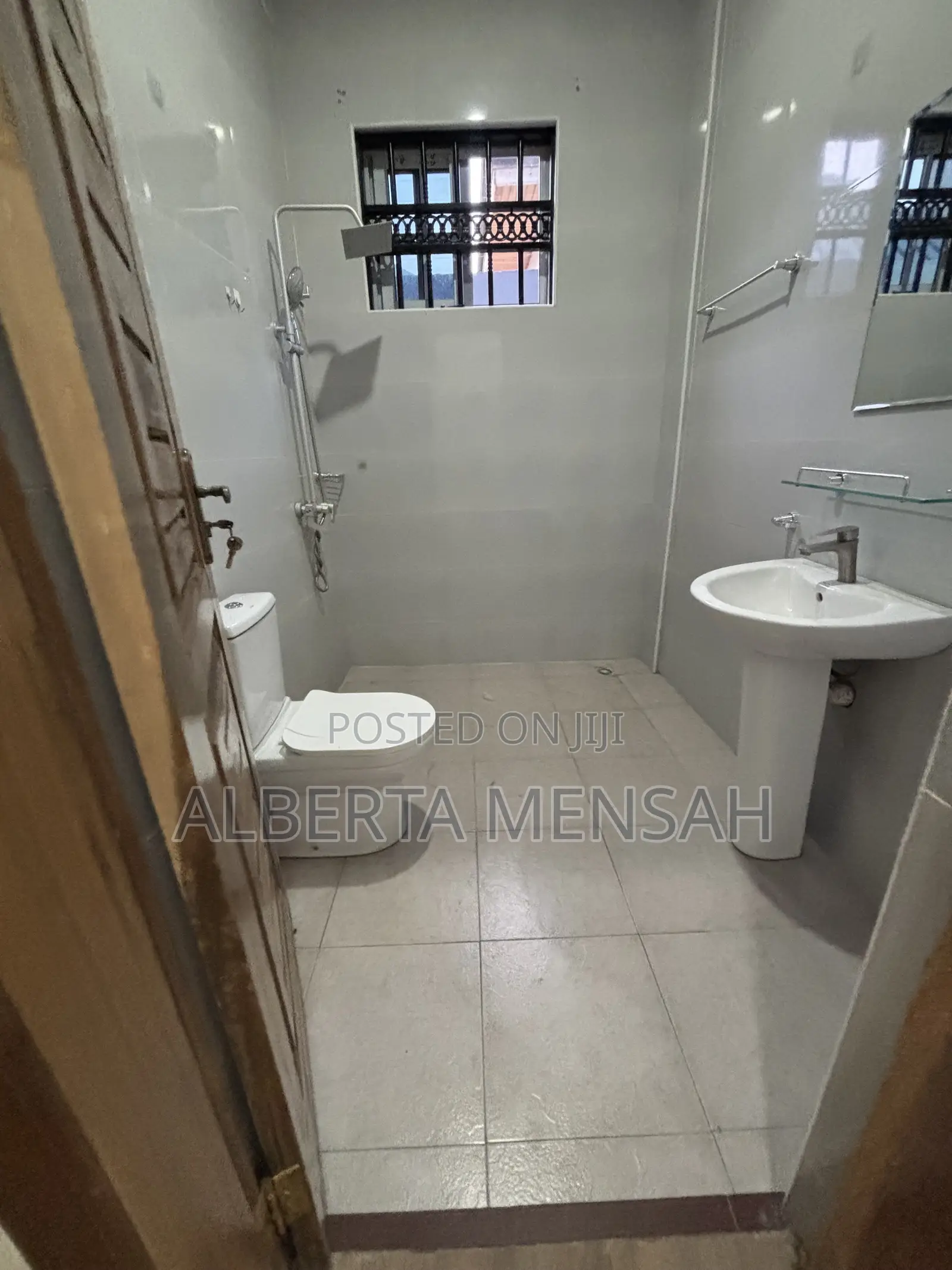 2bdrm Apartment in North Legon for rent