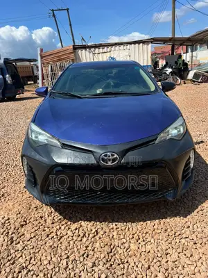 Toyota Corolla SE Special Edition 4dr Sedan (1.8L 4cyl CVT) 2017 Blue