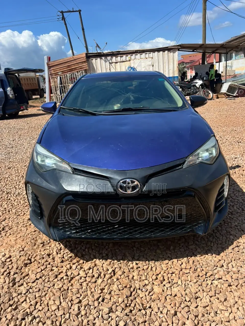 Toyota Corolla SE Special Edition 4dr Sedan (1.8L 4cyl CVT) 2017 Blue