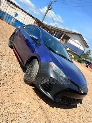 Toyota Corolla SE Special Edition 4dr Sedan (1.8L 4cyl CVT) 2017 Blue
