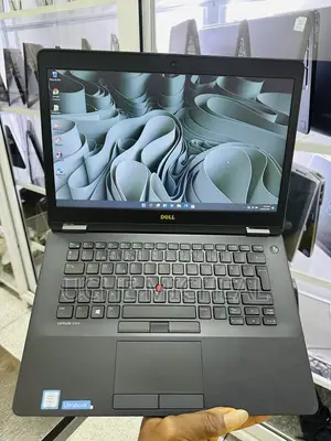 Laptop Dell Latitude E7470 8GB Intel Core i7 SSD 256GB