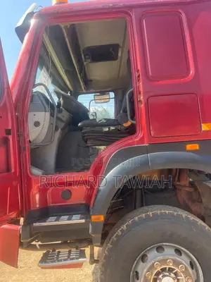 Sino Howo Tipper Truck