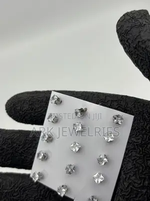 Zirconia Iced Earing( Non-Magnetic)