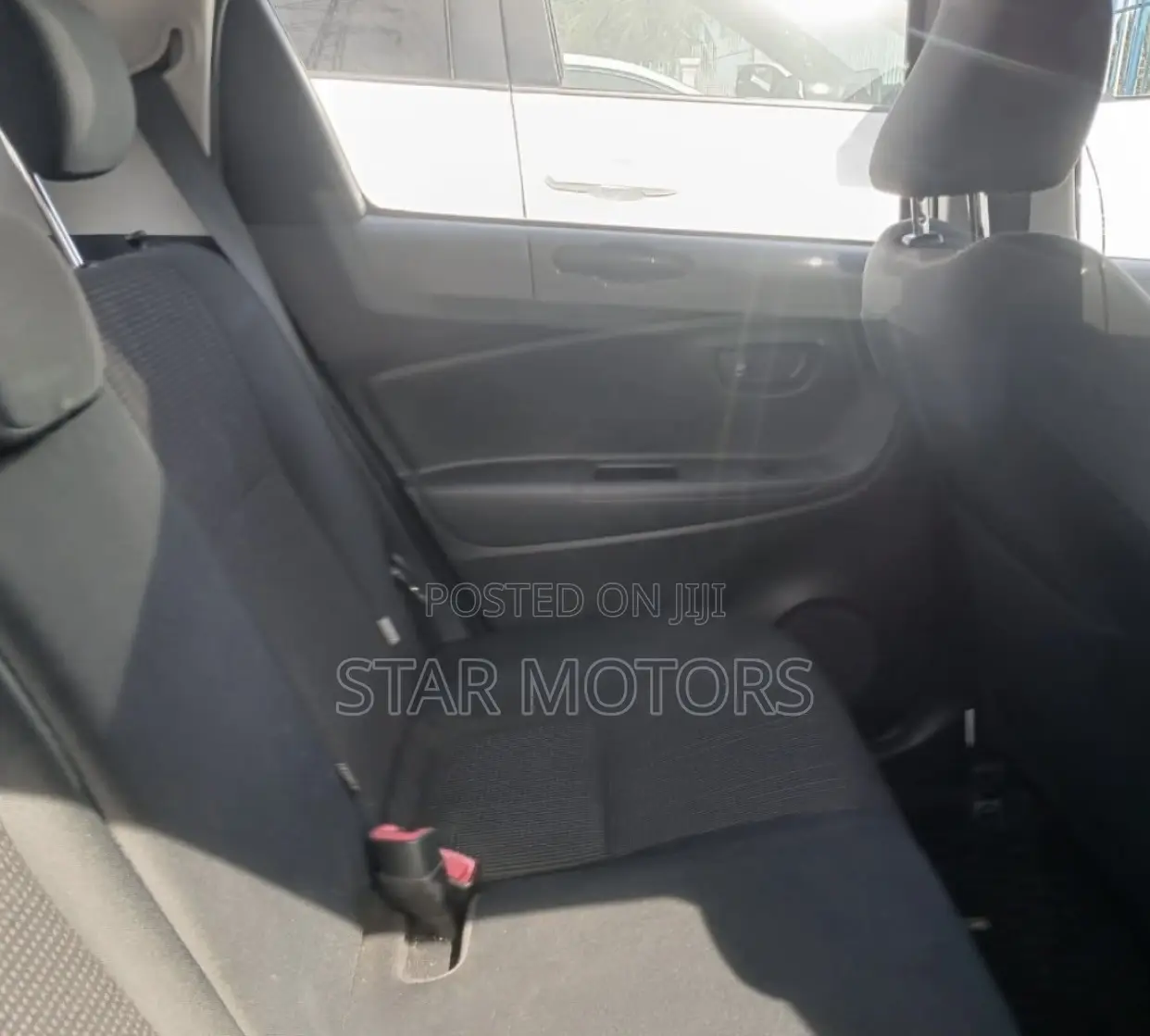 Toyota Yaris 2019 Blue
