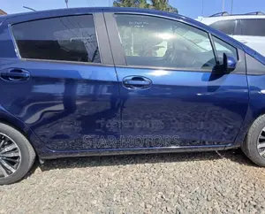 Toyota Yaris 2019 Blue