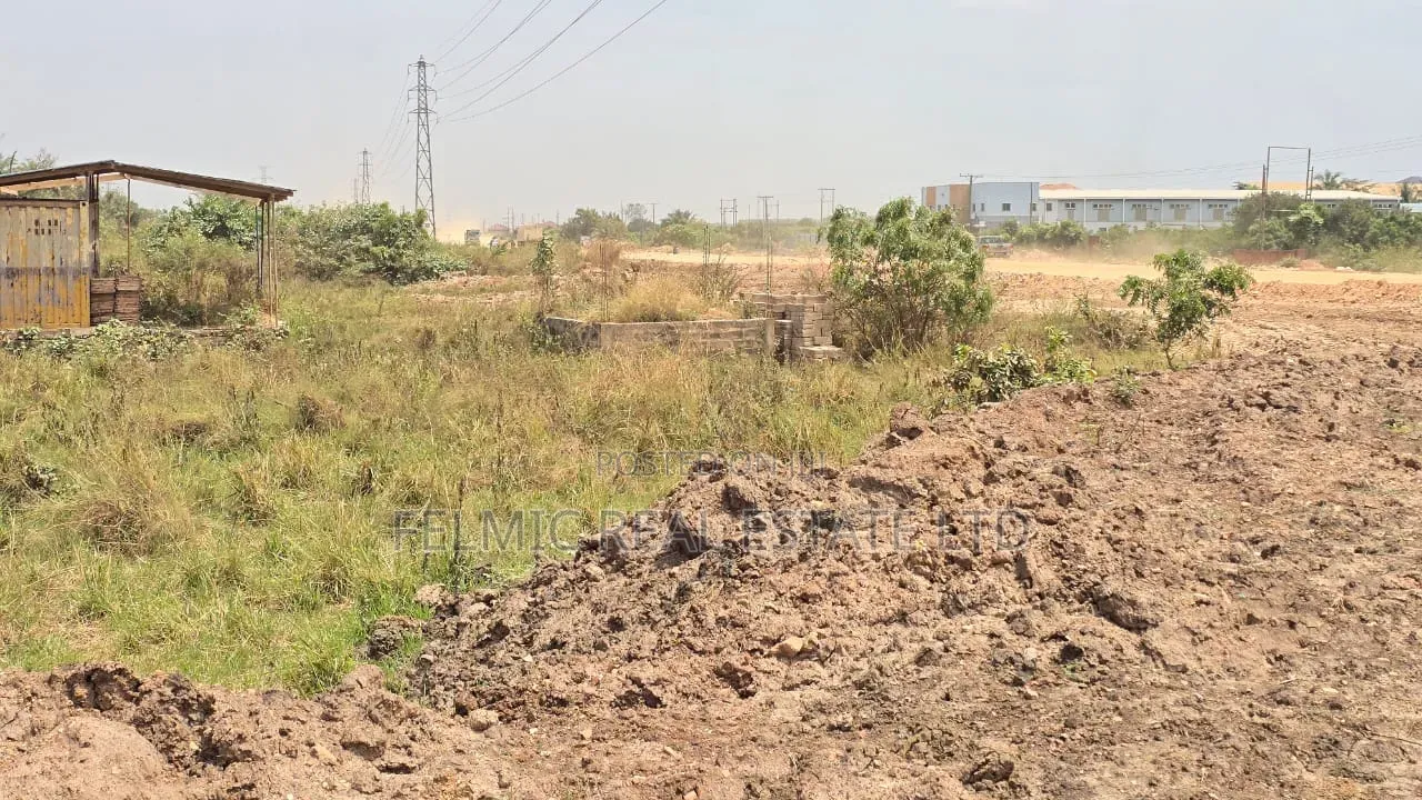 Roadside 110x80ft Plot at Afienya Odumsey for Sale