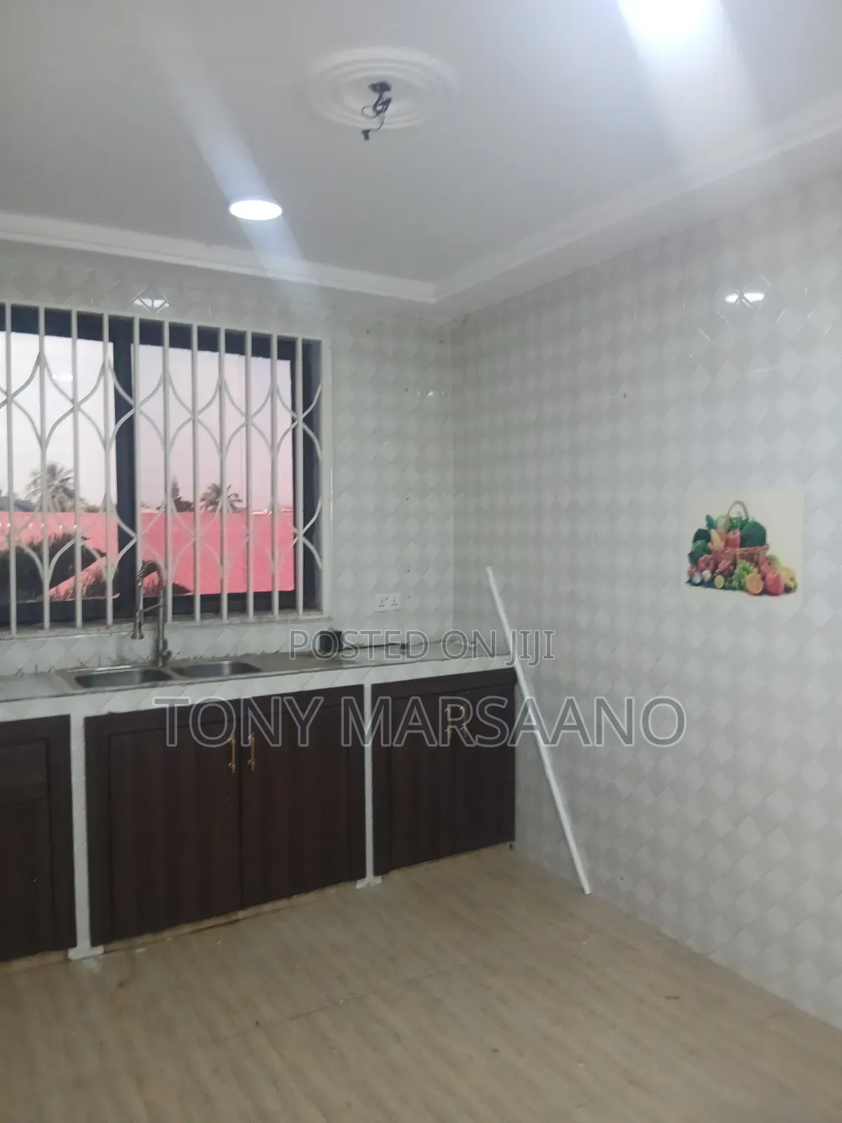 3bdrm Apartment in Westlegon, Medifem Area for rent
