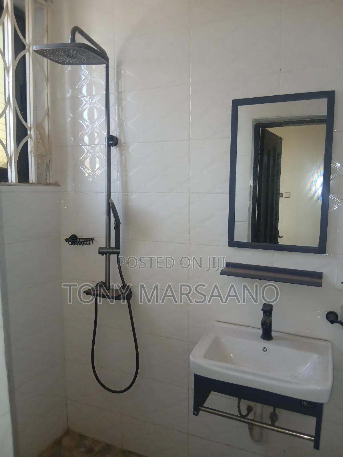 3bdrm Apartment in Westlegon, Medifem Area for rent