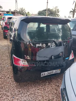 Toyota bB 2010 Black