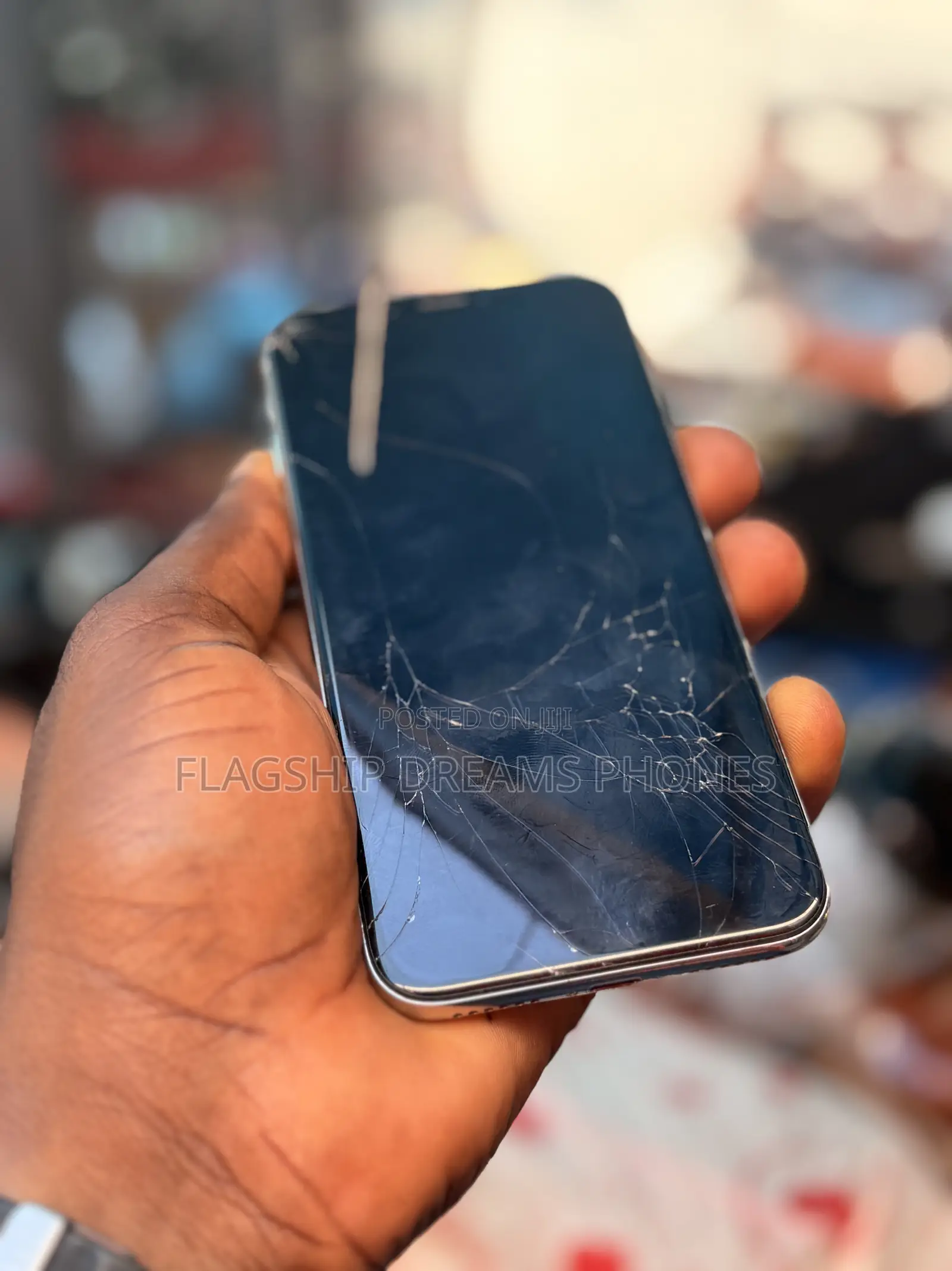 Apple iPhone X 64 GB White