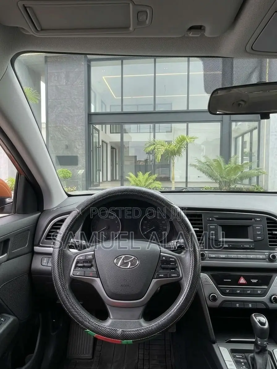 Hyundai Elantra SE 2018 Black
