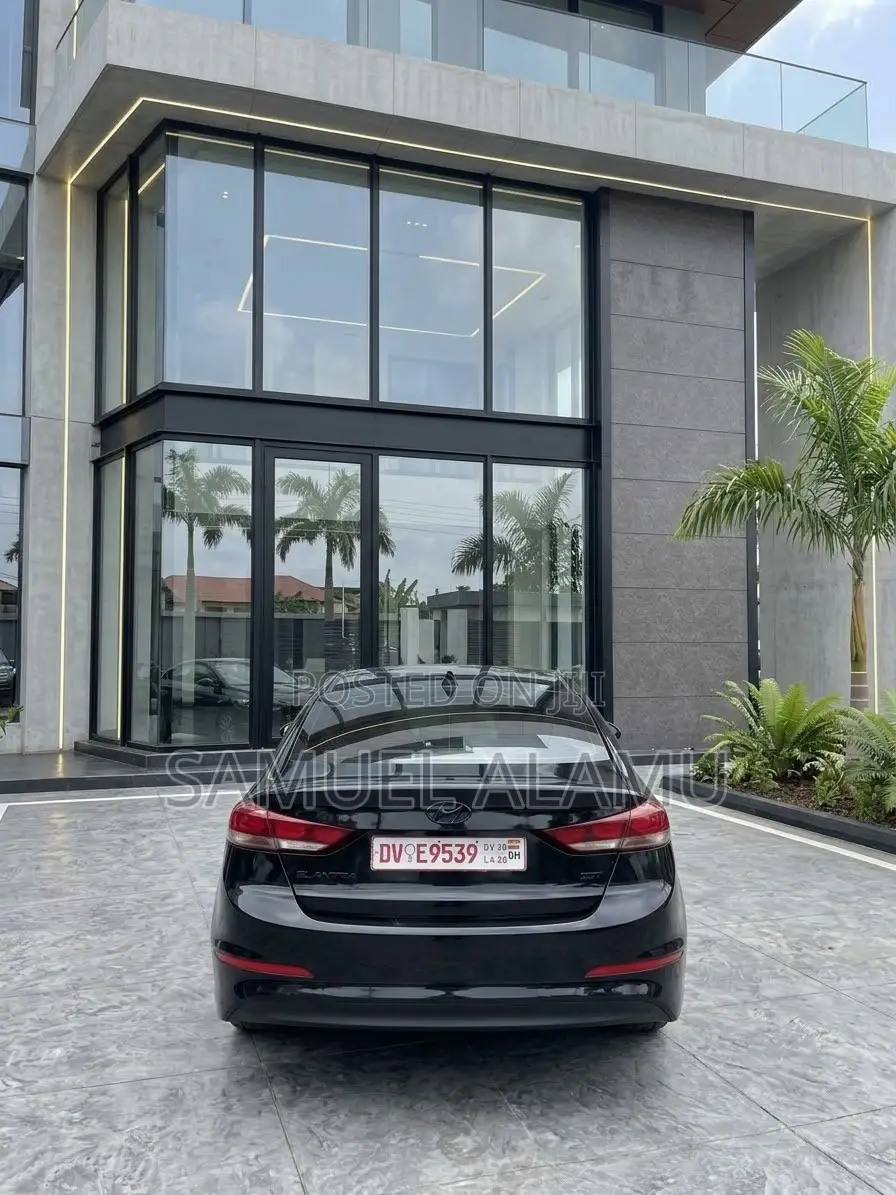 Hyundai Elantra SE 2018 Black