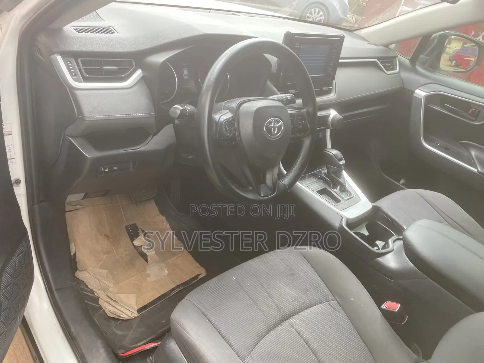 Toyota RAV4 2020 White