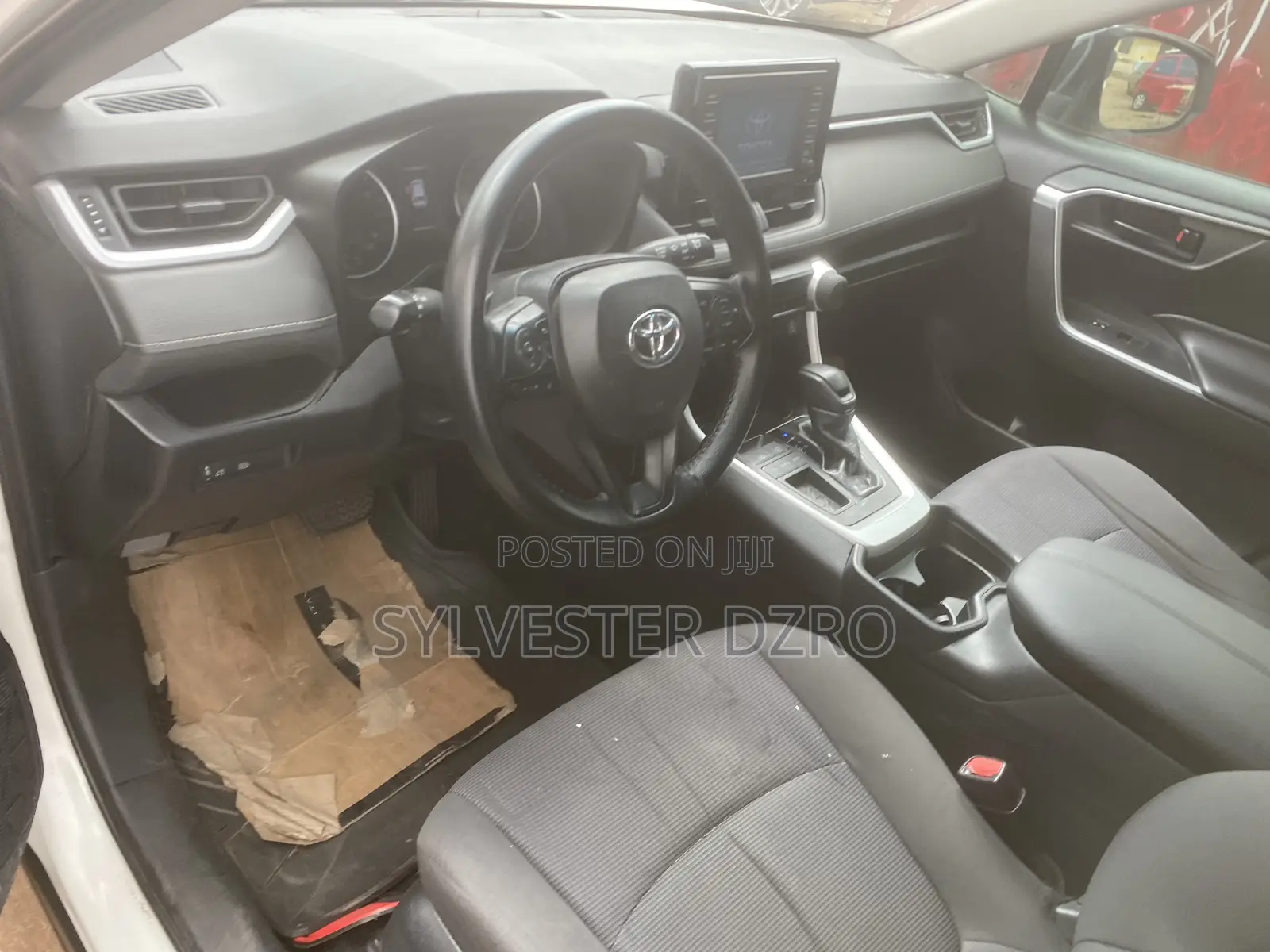Toyota RAV4 2020 White