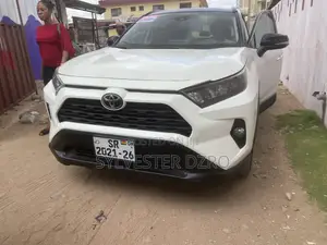 Toyota RAV4 2020 White