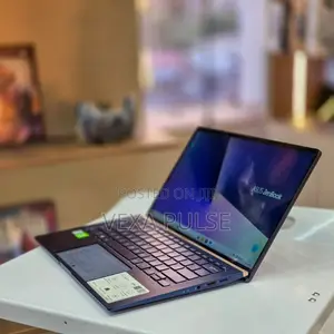 Laptop Asus Zenbook 14 8GB Intel Core i5 SSD 512GB