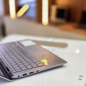 Laptop Asus Zenbook 14 16GB AMD Ryzen 7 SSD 512GB