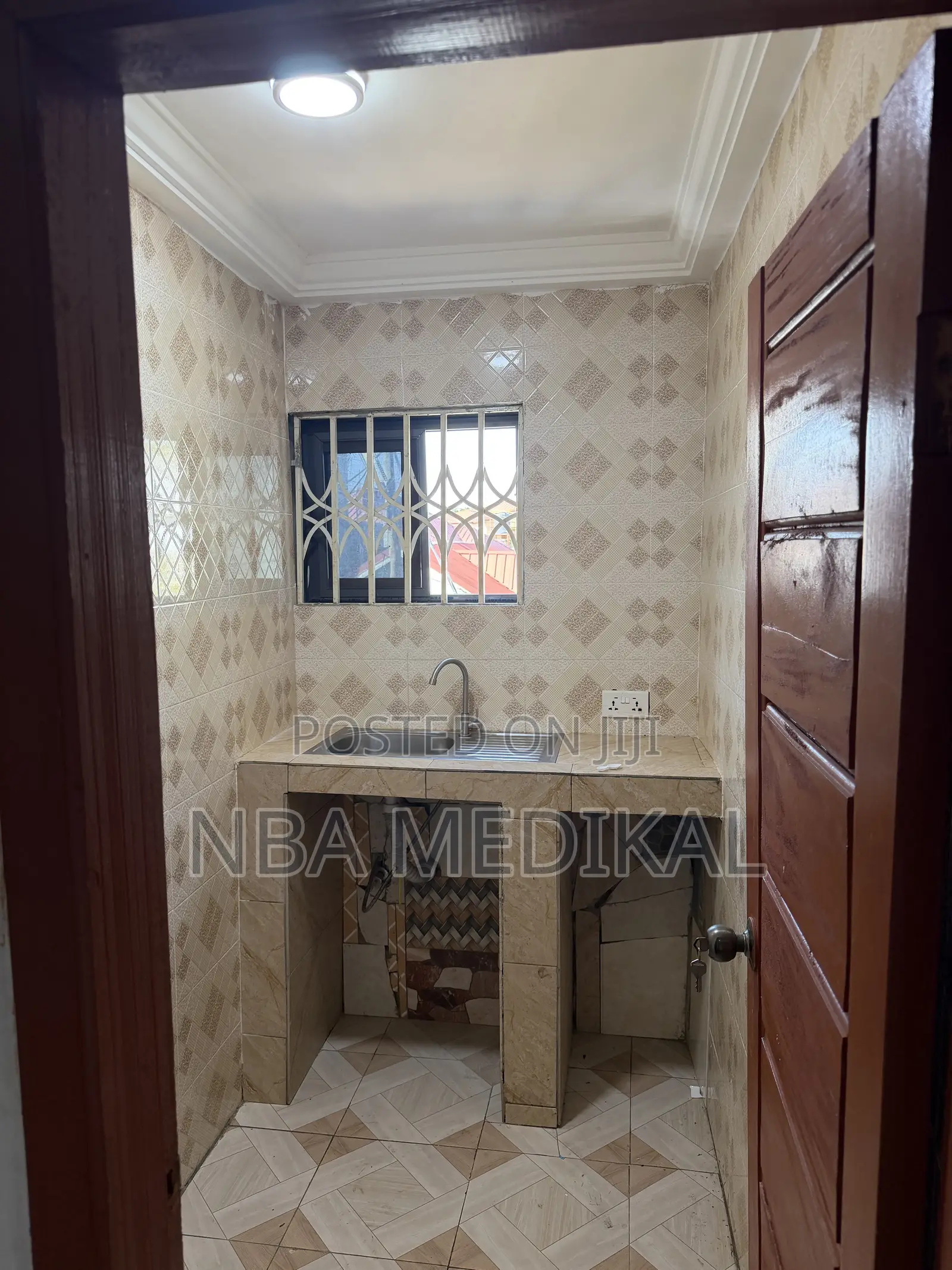 1bdrm House in New Site for rent