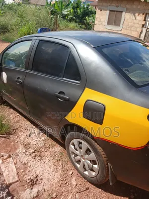 Toyota Yaris 1.5 S Automatic 2009 Black