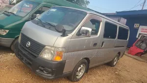 Nissan Caravan (Urvan) 2010 White