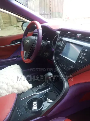 Toyota Camry L (2.5L 4cyl 8A) 2019 Purple