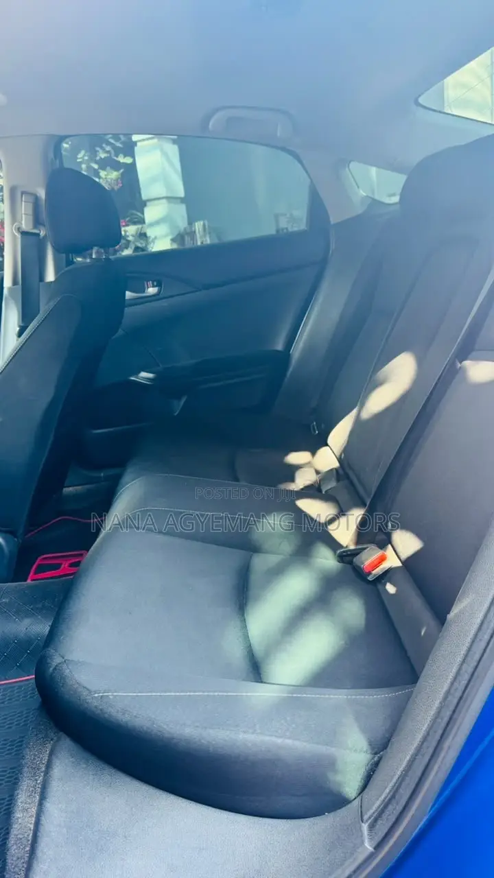 Honda Civic EX 4dr Sedan (2.0L 4cyl) 2017 Blue