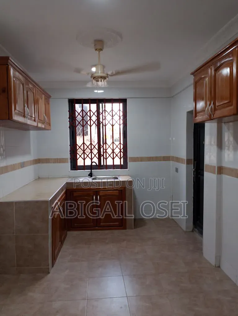 2bdrm Apartment in Oarifa Kb, Accra Metropolitan for rent