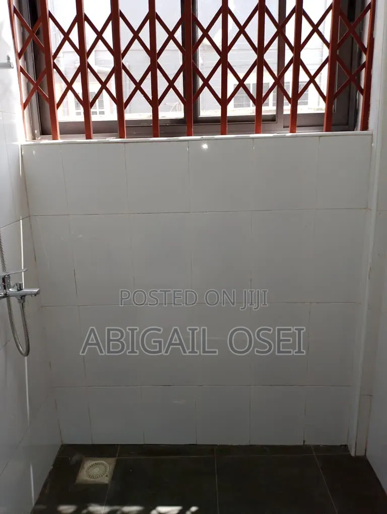 2bdrm Apartment in Oarifa Kb, Accra Metropolitan for rent