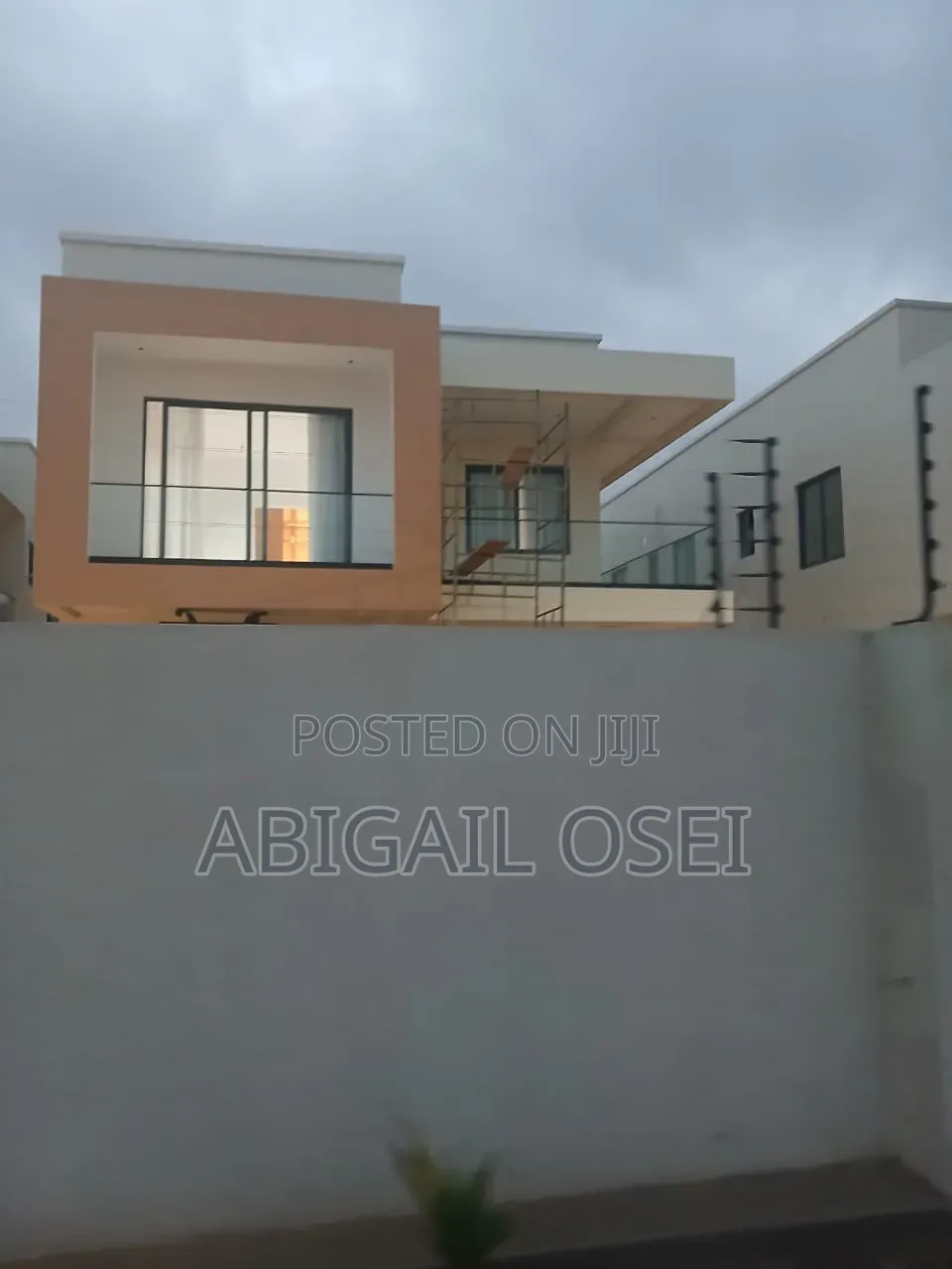 4bdrm House in Salem Adjiriganor, Accra Metropolitan for sale