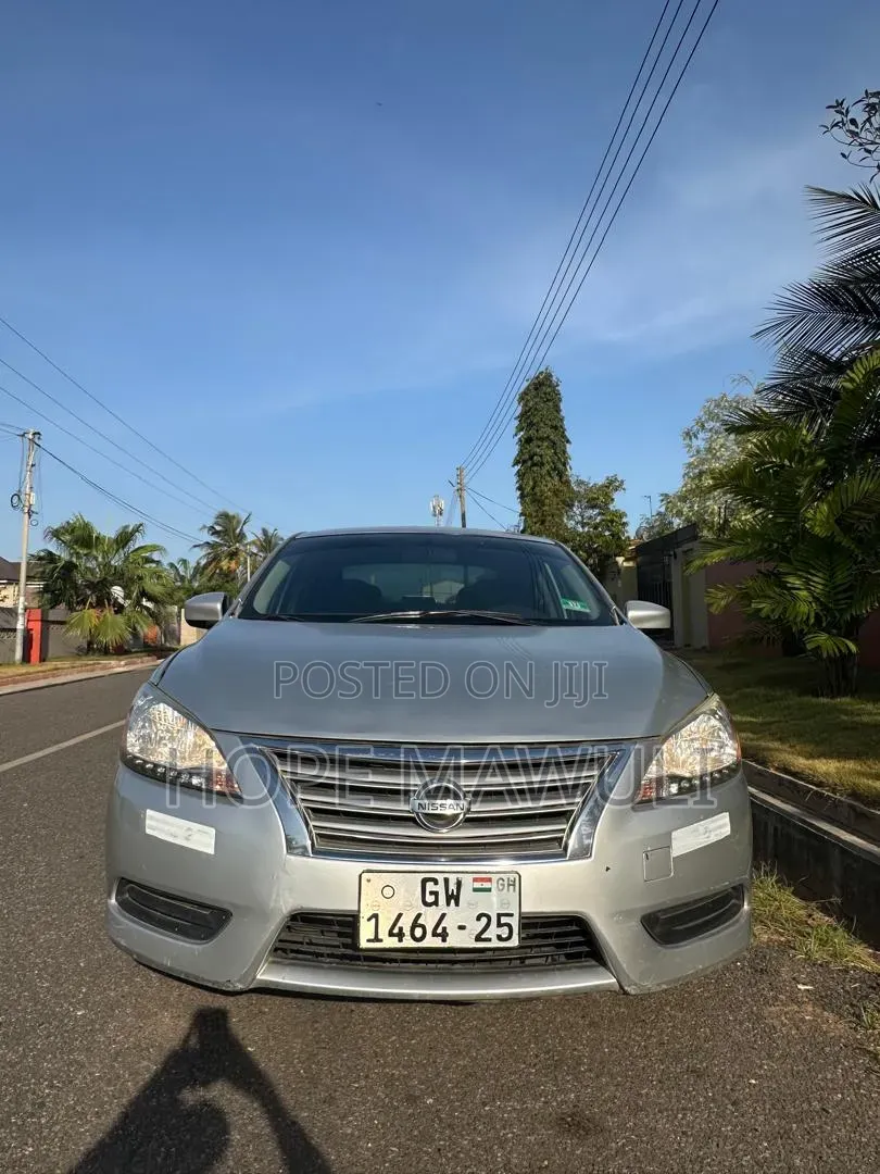 Nissan Sentra S 4dr Sedan (1.8L 4cyl CVT) 2014 Silver