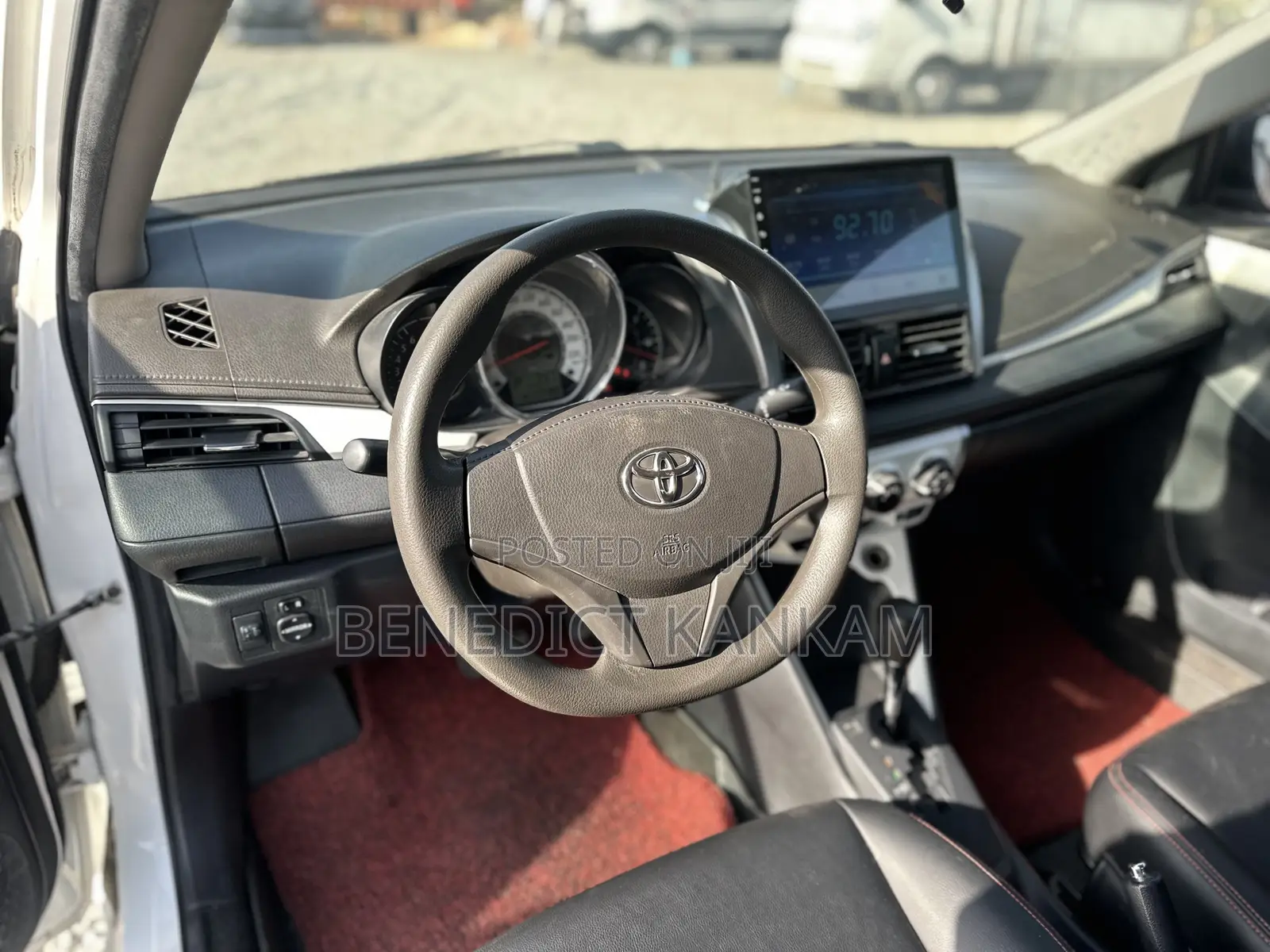 Toyota Yaris 2015 White