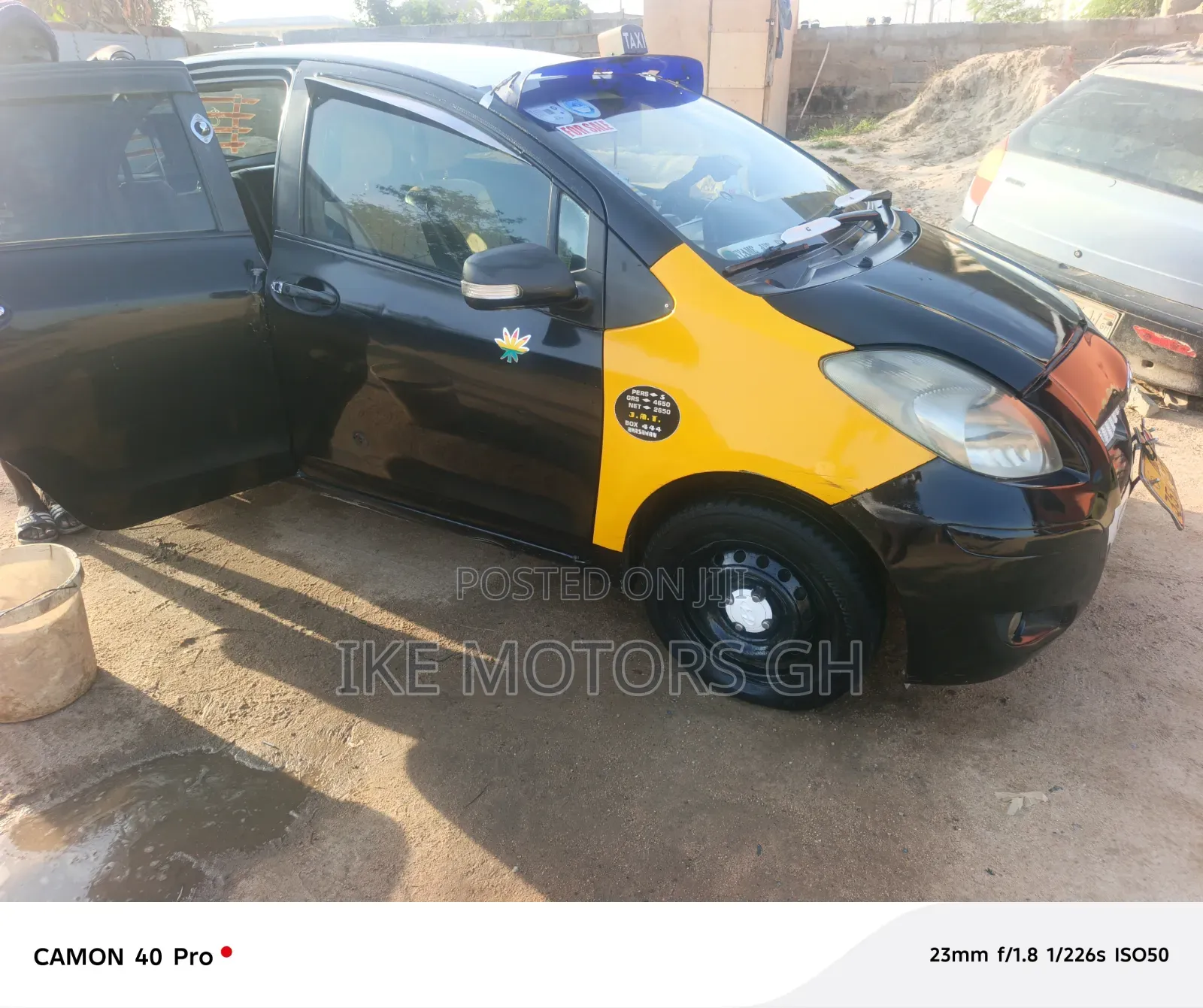 Toyota Vitz 1.3 AWD 3dr 2010 Black