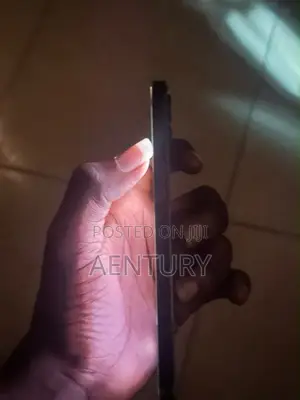 Apple iPhone 12 64 GB Black