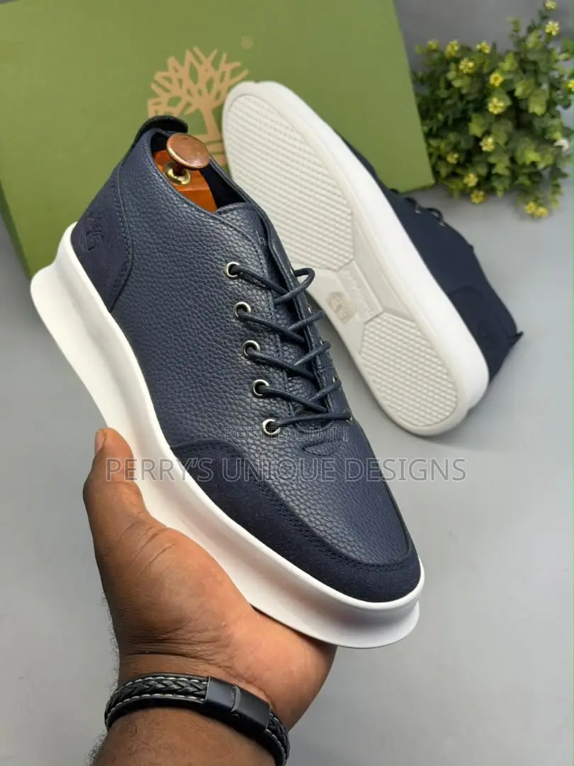 Premium Timberland Smart Casual Men's Sneakers – Navy Blue & White