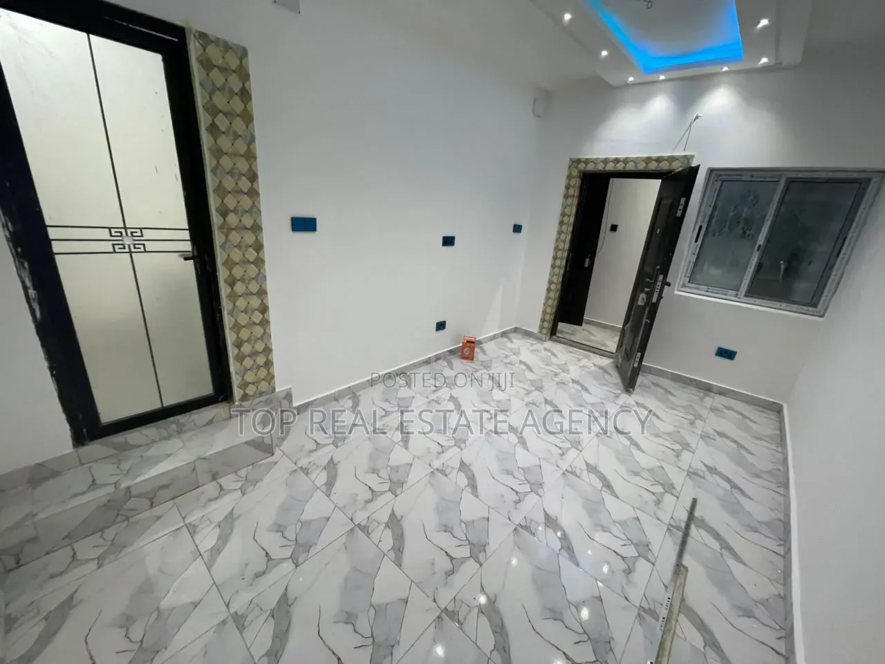 1bdrm Apartment in Awoshie Anyaa Deep, Baah Yard for rent