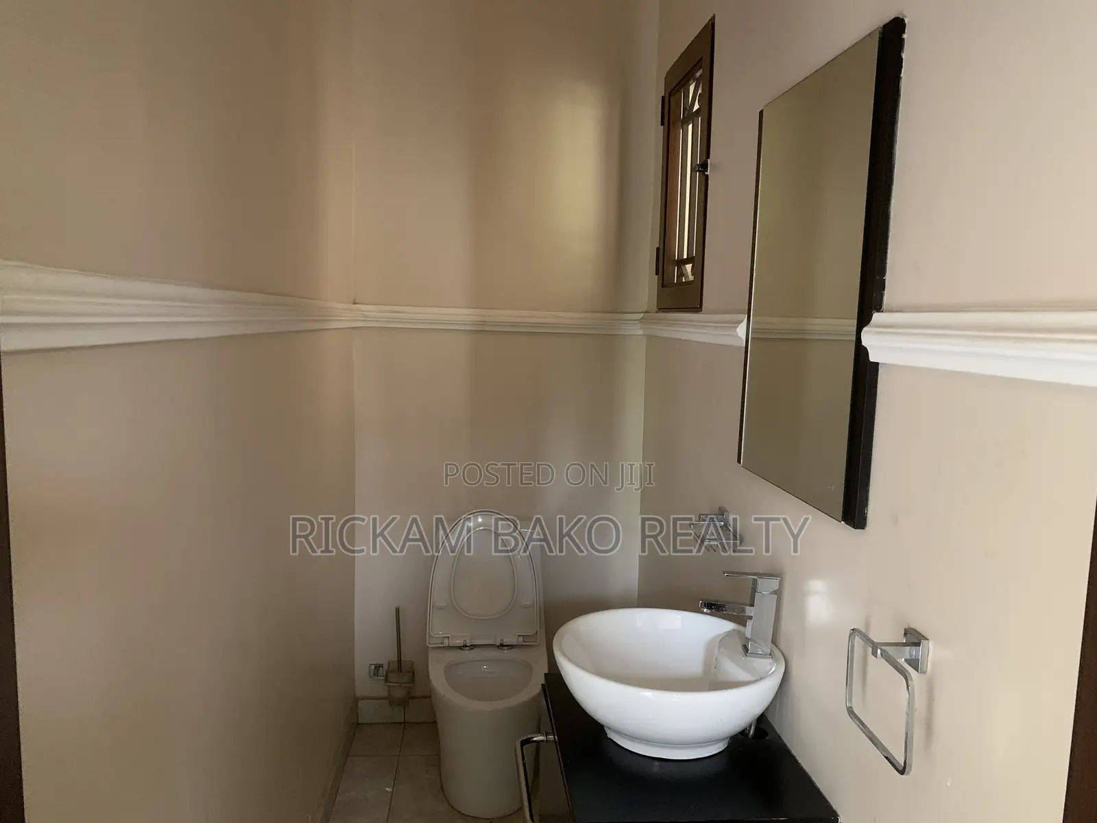 Furnished 4bdrm House in Buena Vista, Sakumono for rent