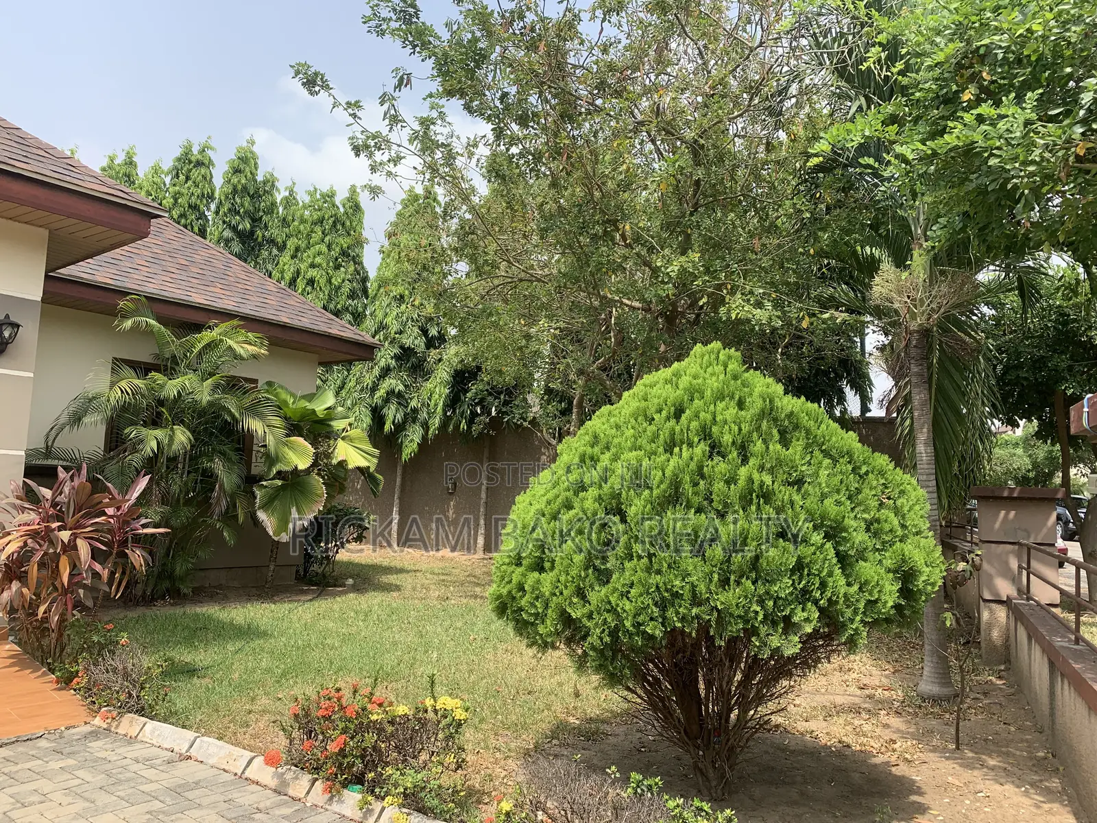 Furnished 4bdrm House in Buena Vista, Sakumono for rent